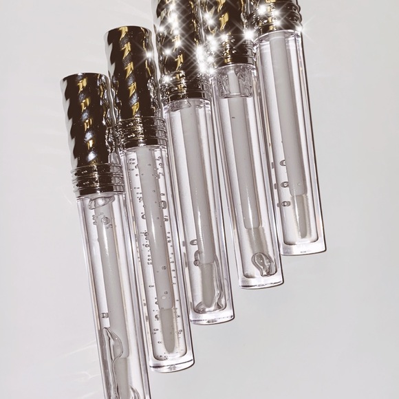 Always Classy🤍✨ - Picture 3 of 6